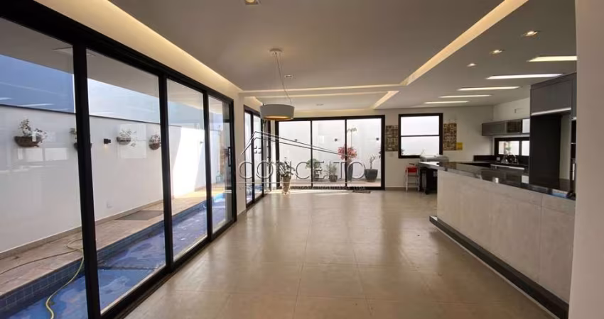 Sobrado à venda no Condomínio Residencial Villa D'Áquila com 300m² | 3 suítes e 4 vagas de garagem.