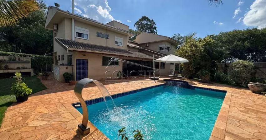 Casa térrea à venda no bairro Santa Rita com 392 m² | 4 suítes e 4 vagas de garagem
