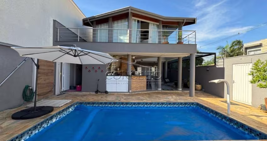 Sobrado à venda no condomínio Habitare com 296,23 m² | 4 suítes, lago ornamental e 4 vagas de garagem.