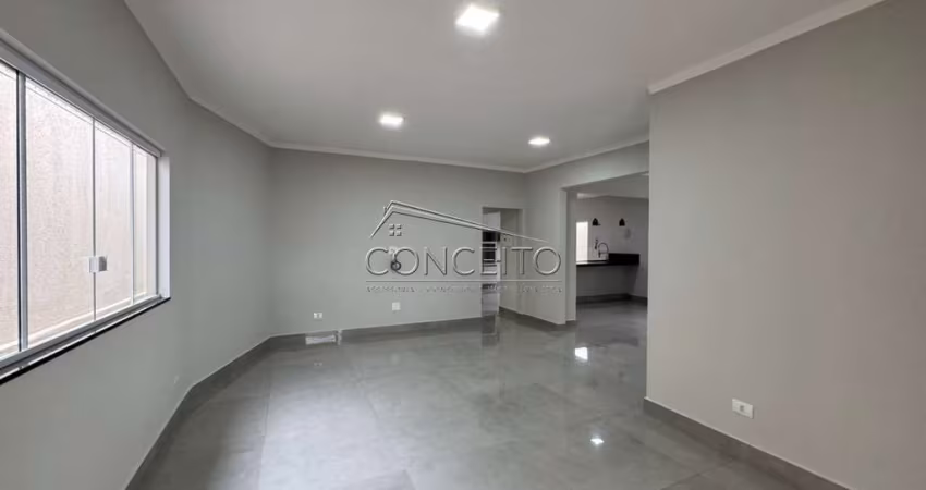 Casa térrea no bairro Parque Santa Cecília com 220 m² | 3 dormitórios, sendo 1 suíte e 3 vagas de garagem cobertas.