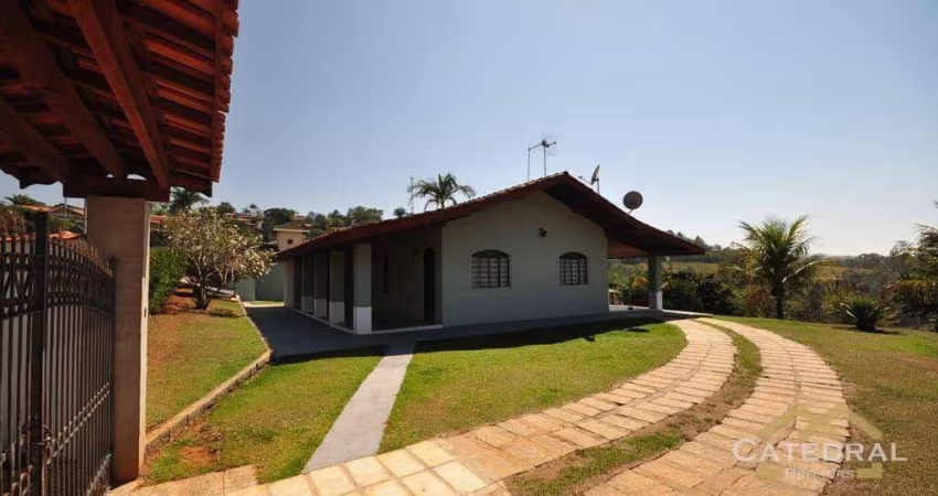 Chácara com 3 dormitórios à venda, 2156 m² por R$ 997.000,00 - Sítio da Moenda - Itatiba/SP