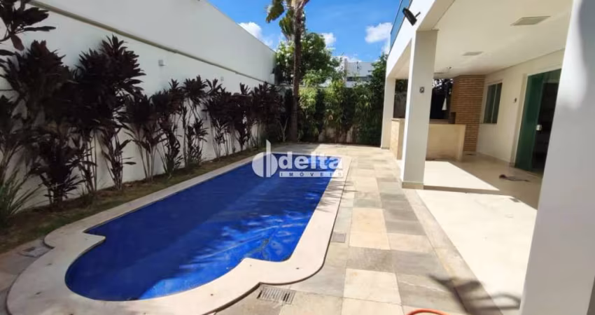 Casa no condomínio Jardins Roma disponível para locação e venda em Uberlândia-MG