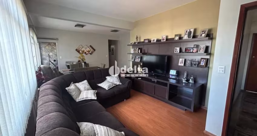 Apartamento disponível para venda no bairro Osvaldo Rezende em Uberlândia-MG