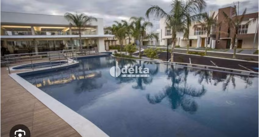 Casa no condomínio VILLAGE PARADISO II disponível para Venda em Uberlândia-MG