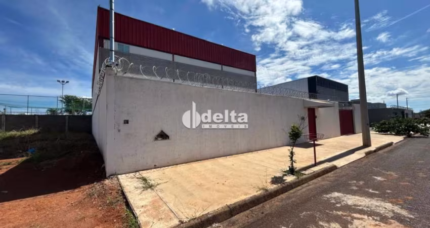 Galpão disponível para venda no bairro Novo Mundo em Uberlândia-MG