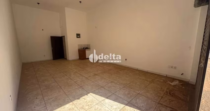 Loja disponível para locação no bairro São Jorge em Uberlândia-MG