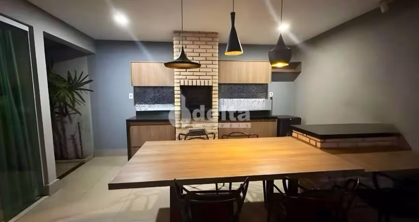 Casa disponível para locação no bairro Morada da Colina em Uberlândia-MG