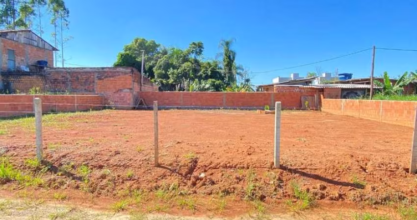 Terreno à venda, 326 m² por R$ 260.000,00 - Itacolomi - Balneário Piçarras/SC