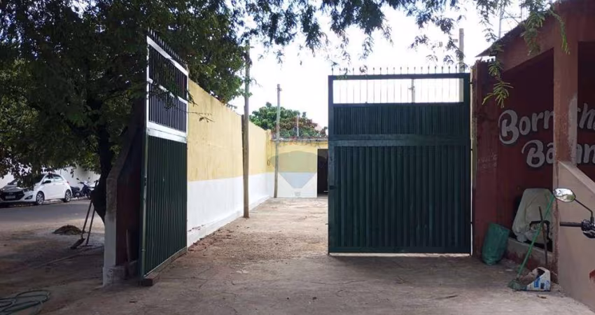 Imperdível! Aluguel Comercial na Av. Saudade