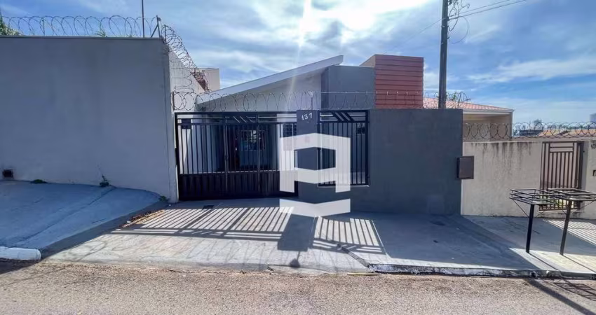 Casa com 3 dormitórios à venda, 122 m² por R$ 450.000,00 - Jardim Menegazzo - Apucarana/PR