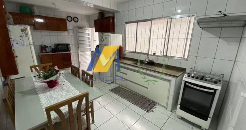 Vendo Sobrado em São Paulo, Jd. Sto Adélia