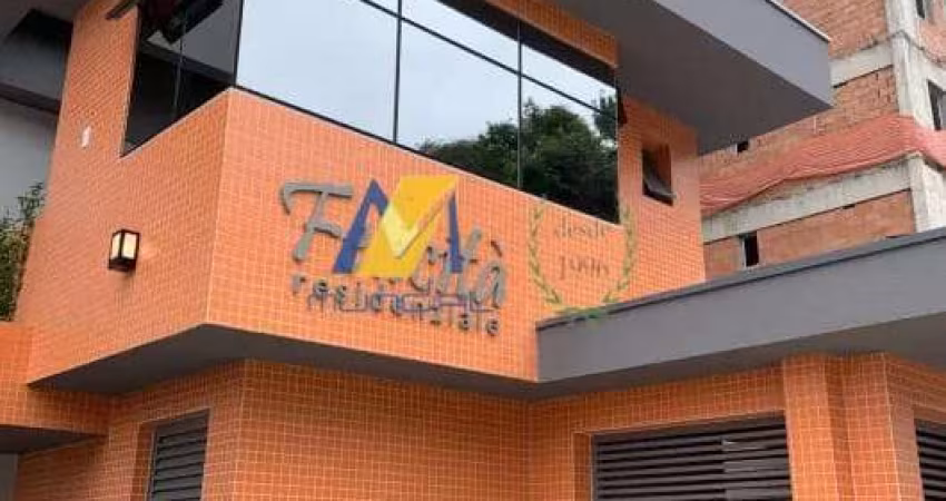 'Cansado de perrengue na república?'
