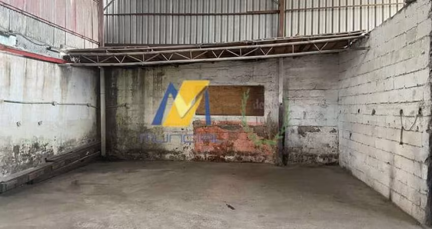Salão para venda com 140m²!!! 2 wcs em São Caetano - Santa Maria