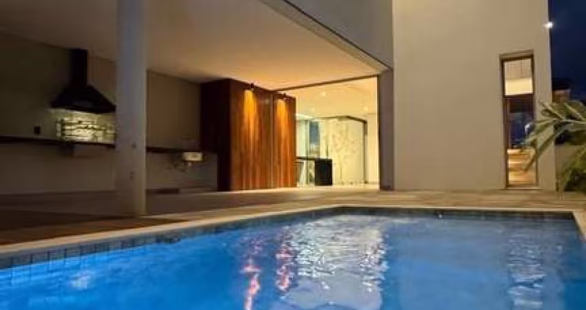 Casa de luxo no Condomínio Tamboré à venda em Uberlândia-MG, Morada da Colina - 3 quartos, 3 suítes, 6 banheiros, 6 vagas, 306m².
