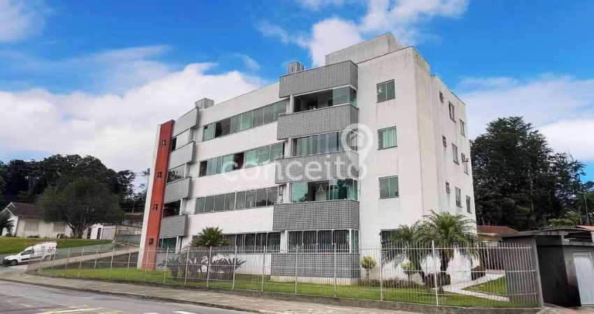 Apartamento Semimobiliado com 2 Dormitórios no Badenfurt!