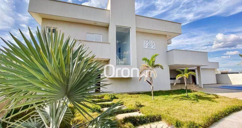 Sobrado com 4 dormitórios à venda, 223 m² por R$ 800.000,00 - Aragoiânia - Aragoiânia/GO