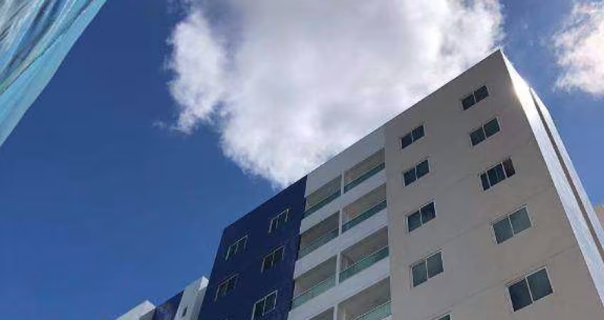 Apartamento com 2 dormitórios à venda, 65 m² por R$ 285.000,00 - Liberdade - Campina Grande/PB