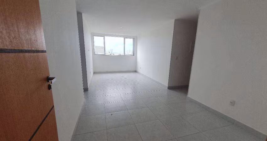 Apartamento com 3 dormitórios à venda, 80 m² por R$ 312.130,01 - Jardim Tavares - Campina Grande/PB