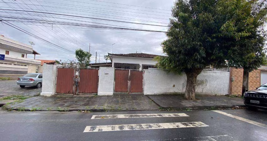 Casa com 4 dormitórios à venda, 230 m² por R$ 500.000,00 - Catolé - Campina Grande/PB