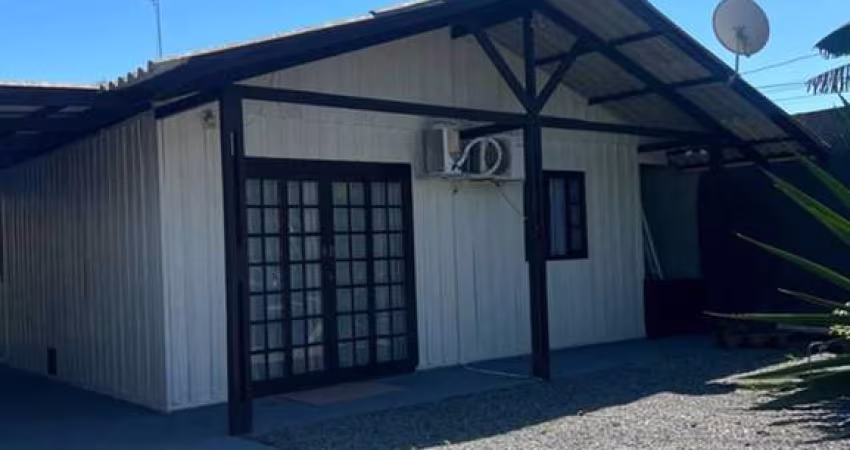 Casa com 3 dormitórios à venda, 94 m² por R$330.000,00 - Balneário Praia Dos Veleiros - Itapoá/SC