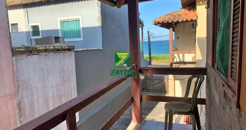 Casa Duplex à Beira Mar no Centro de Barra de São João: