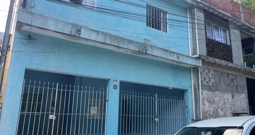 Imperdível Casa à Venda em SP - 4 quartos, 3 salas, 3 banheiros, 3 vagas - 150,00 m² no Conjunto Habitacional Marechal Mascarenhas de Morais.