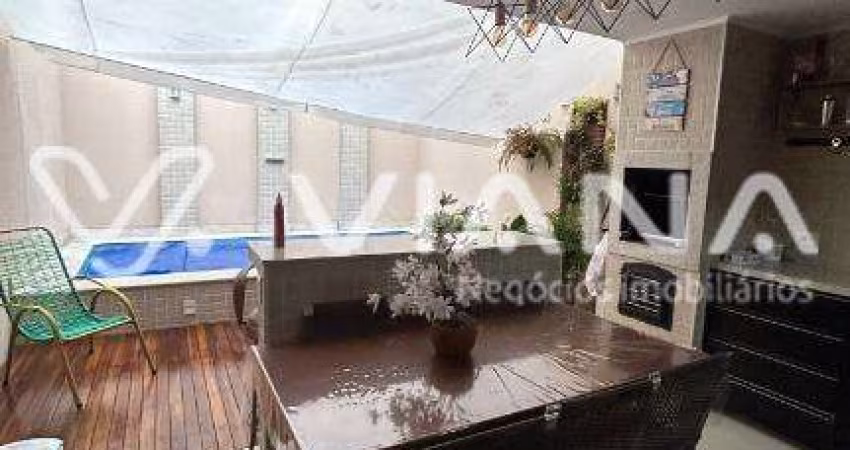 Sobrado à Venda com 3 Dormitórios no Bairro Campestre em Santo André.