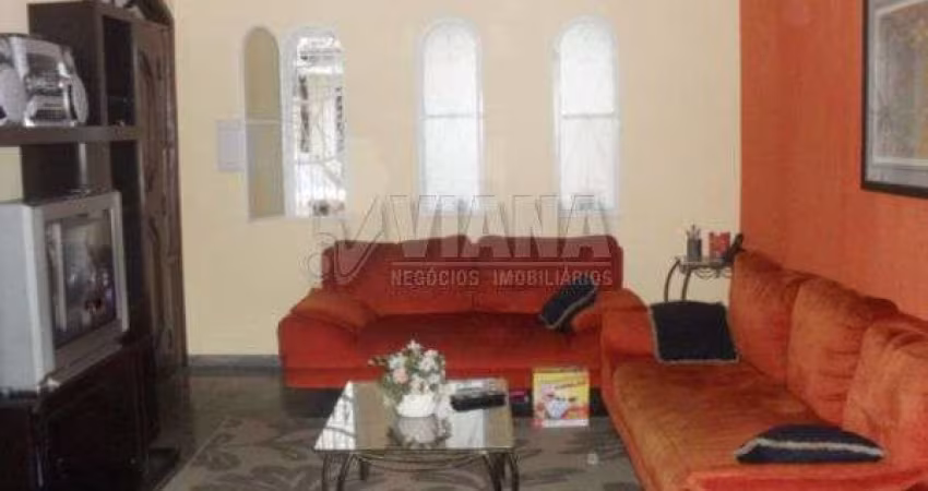 Sobrado com 4 Dormitorios em Vila Carrão , São Paulo
