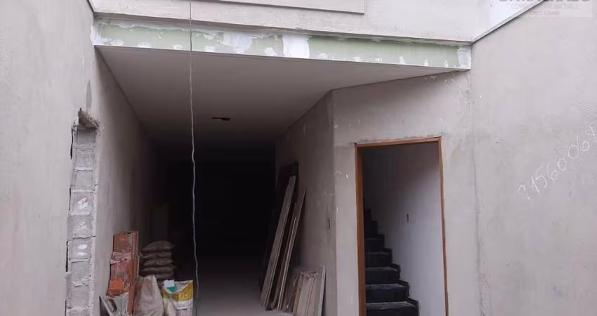 Sobrado para Venda em Santo André, Santa Maria, 3 dormitórios, 2 suítes, 2 banheiros, 4 vagas