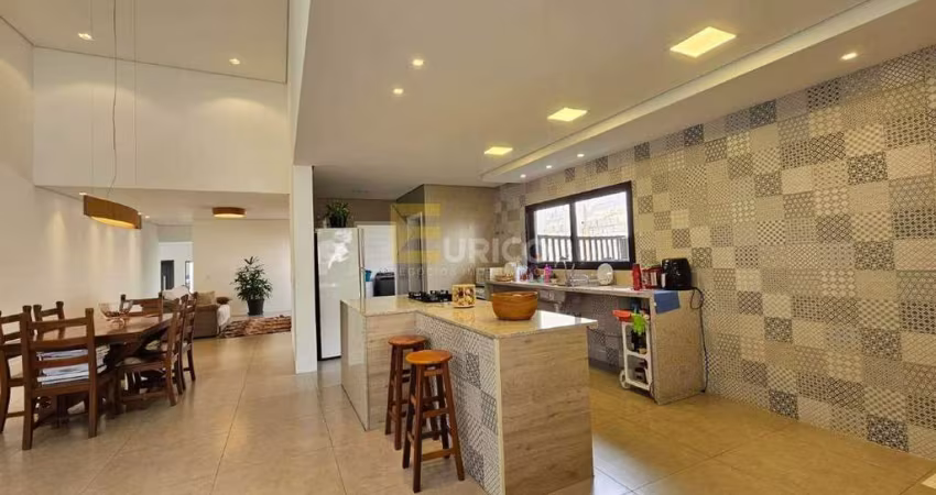 Casa térrea a venda com 03 suites no Condominio Vila Hipica 2 em Vinhedo