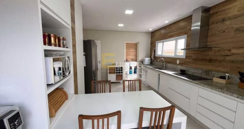 Excelente casa para venda no condomínio Villa Di Treviso / Vinhedo