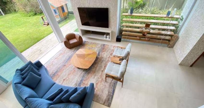 Casa de Luxo à Venda porteira fechada – Condomínio Campo de Toscana / Vinhedo/SP