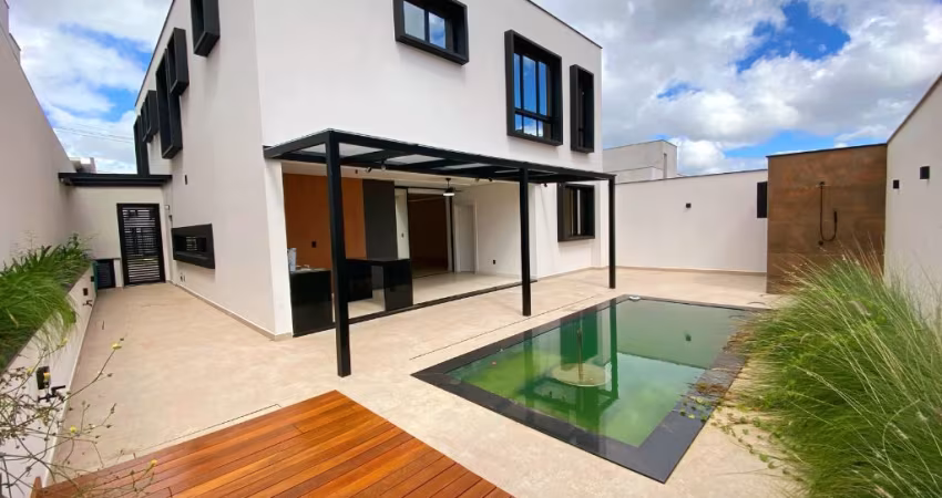 Casa no Condomínio Estrela Alta R$2.300.000,00 , 4 quartos , 3 Suítes - Juiz de Fora - MG MG
