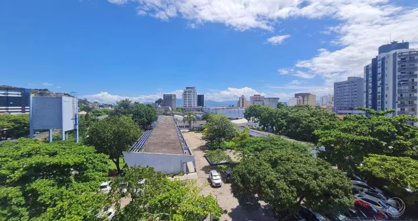 Apartamento para Venda em Florianópolis, Centro, 2 dormitórios, 1 suíte, 2 banheiros, 1 vaga