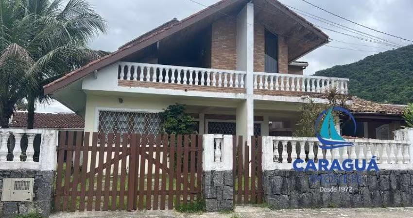 Casa com edícula e casa de caseiro, 7 dorms, 7 wc, amplo terreno