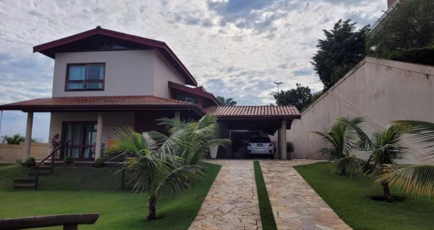 Casa em Condomínio para Venda em Valinhos, Moinho de Vento, 3 dormitórios, 1 suíte, 3 banheiros, 2 vagas
