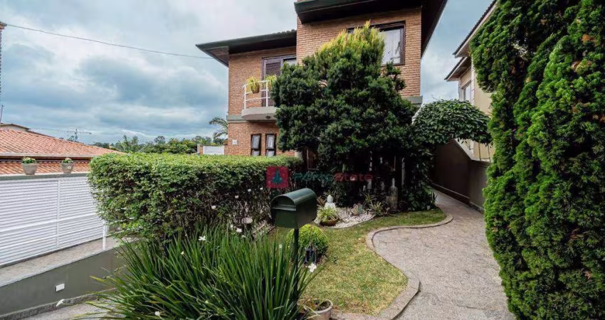 Casa com 4 quartos à venda, 320 m² por R$ 1.390.000 - Granja Viana - Cotia/SP