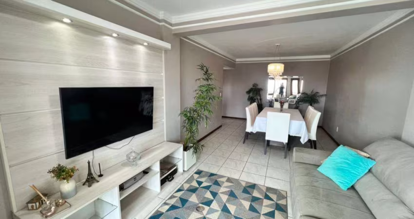 Apartamento 3 Dormitórios à venda no Bairro Centro com 93 m² de área privativa - 1 vaga de garagem