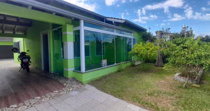 Casa 4 Dormitórios à venda no Bairro São Francisco com 176 m² de área privativa - 1 vaga de garagem