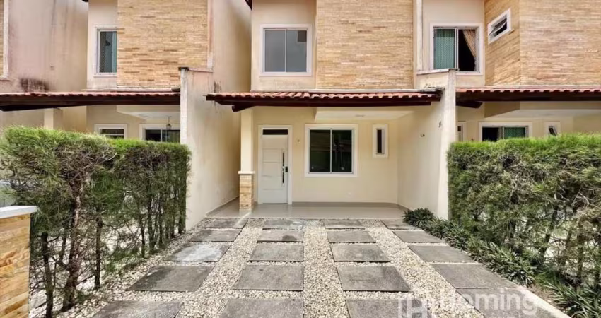 Casa de condomínio com 3 quartos na Lagoa Redonda, Fortaleza - CE