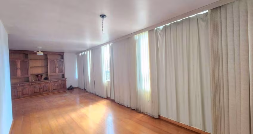 Asset imóveis vende apartamento de frente para o Campo de São Bento,  com 3 dormitórios, 146 m², por R$ 800.000 - Icaraí - Niterói/RJ