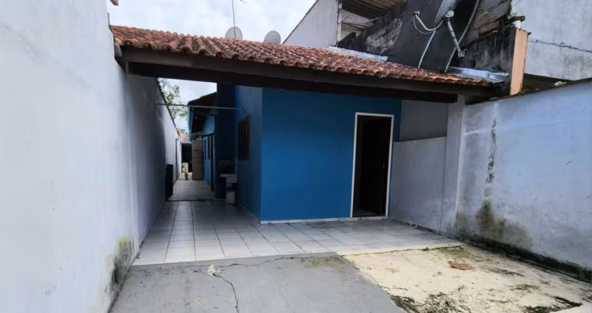Casa para Venda em Caraguatatuba, Jardim das Palmeiras, 4 dormitórios, 4 suítes, 5 banheiros, 1 vaga