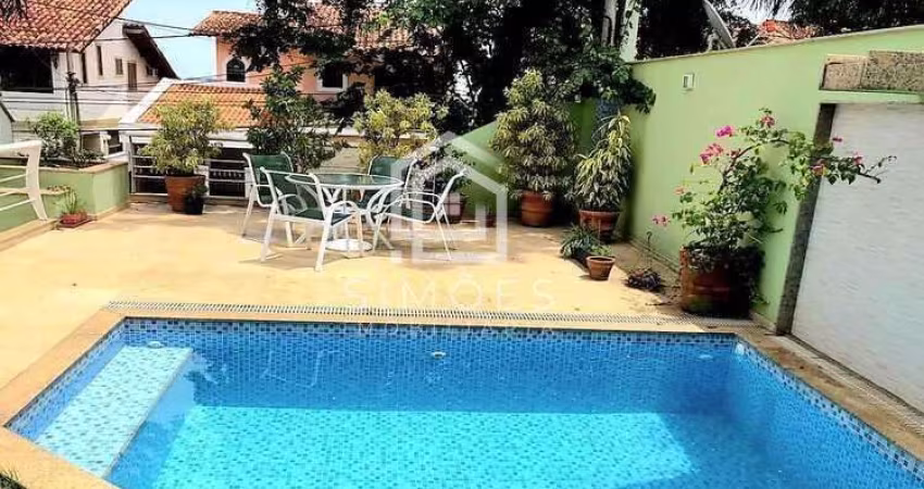 Casa em Condomínio para Venda em Rio de Janeiro, Freguesia (Jacarepaguá), 4 dormitórios, 4 suítes, 6 banheiros, 3 vagas