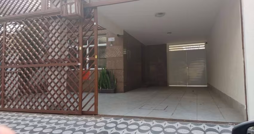Sobrado para locação na Agua rasa