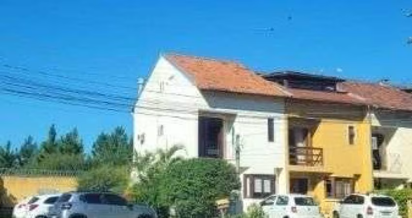 Casa Condominio em Porto Alegre, no bairro Hípica, com 2 dormitório(s), e 2 banh