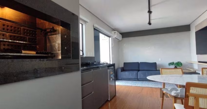 Cobertura com 2 Quartos e Piscina no bairro Jardim Lindoia