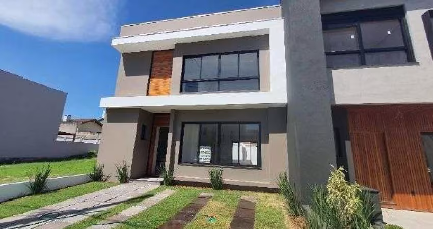 Casa Condominio em Porto Alegre, no bairro Ipanema, com 3 dormitório(s), e 3 ban