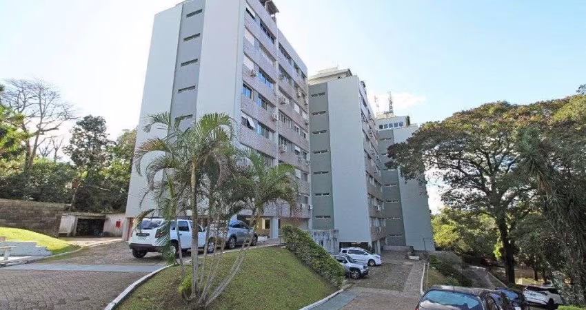 Cobertura de 03 dormitórios e 2 vagas no Bairro Teresópolis