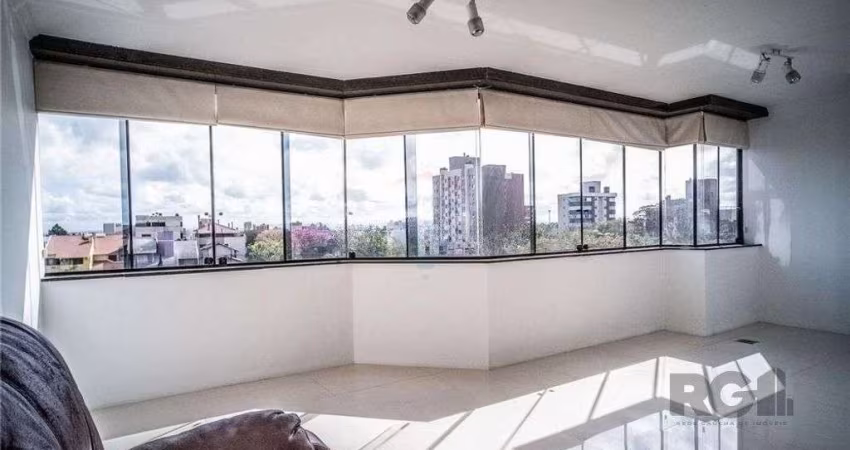 Excelente cobertura de 255m² com 3 dormitórios e 2 vagas.