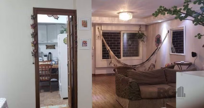 Apartamento 3 dormitórios à venda Floresta Porto Alegre/RS